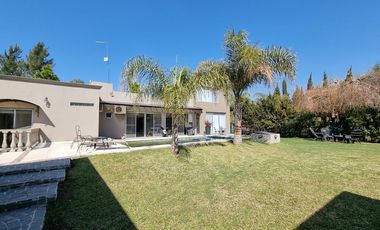 Casaquinta en Florencio Varela, ideal vivienda permanente