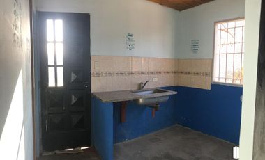 CASA EN VENTA, MORENO.