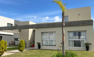 Venta Casa en Acacias - Puertos