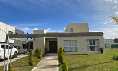 Venta Casa en Acacias - Puertos