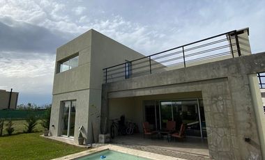 Venta Casa en Acacias - Puertos