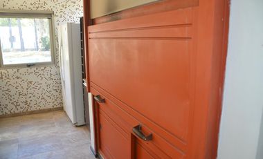 Casa en Venta 4 Dormitorios Quincho Piscina Cochera Doble - Barrio Privado