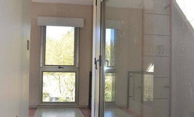 Casa en Venta 4 Dormitorios Quincho Piscina Cochera Doble - Barrio Privado