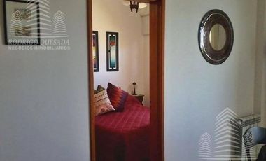 Un hermoso y confortable departamento 2 amb. En edificio de categoría!!