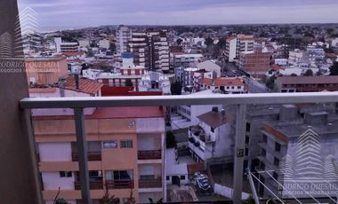 Un hermoso y confortable departamento 2 amb. En edificio de categoría!!