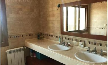 Venta - Casa en San Eliseo