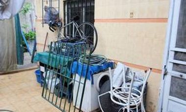 Casa 4 Amb. Ideal a Mejorar, a 1/c de Av. Maipu
