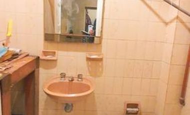 Casa 4 Amb. Ideal a Mejorar, a 1/c de Av. Maipu