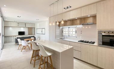 Casa 3 dormitorios Diseño Moderno con Jardin - Barrio EcoPueblo - Alvear