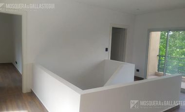 Casa en venta - Boat Center.