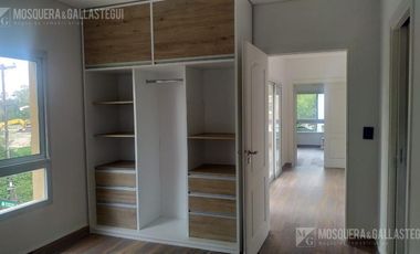 Casa en venta - Boat Center.