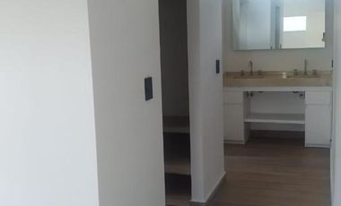 Casa en venta - Boat Center.