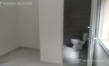 Casa en venta - Boat Center.