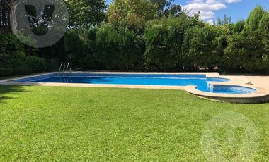 Casa en venta - Barrio Echeverria Del Lago, Canning