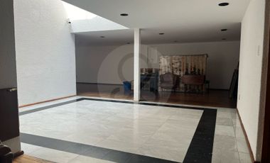 CASA EN LOMAS DE TECAMACHALCO EN VENTA  Casa en renta en Lomas de Tecamachalco
