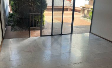 CASA EN LOMAS DE TECAMACHALCO EN VENTA  Casa en renta en Lomas de Tecamachalco