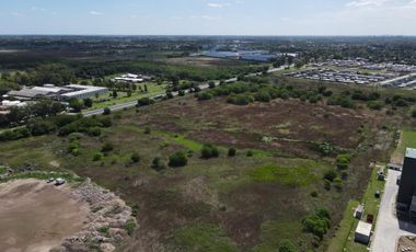 LOTE / TERRENO / PREDIO INDUSTRIAL / COMERCIAL EN VENTA DE 2,5 HAS EN  FLORENCIO VARELA