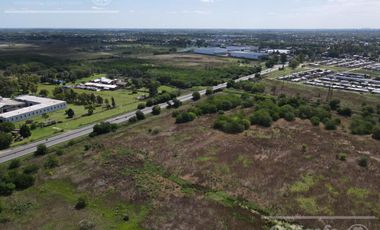 LOTE / TERRENO / PREDIO INDUSTRIAL / COMERCIAL EN VENTA DE 2,5 HAS EN  FLORENCIO VARELA