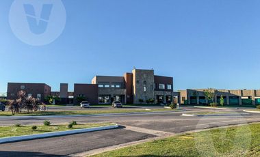 Lote a laguna en venta -  Barrio La Alameda II, Canning