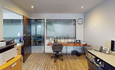 Oficinas en Venta en Jardines en la Montaña Zona Pedregal 11 Autos 210m2