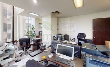 Oficinas en Venta en Jardines en la Montaña Zona Pedregal 11 Autos 210m2