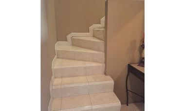 CASA EN VENTA JARDINES DE ANAHUAC