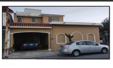 CASA EN VENTA JARDINES DE ANAHUAC