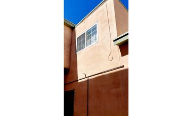 Casa amplia en VENTA