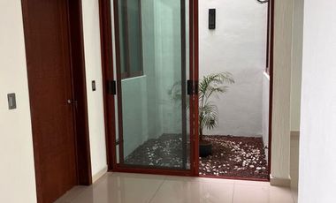 CASA EN RENTA EN DIANA NATURA RESIDENCIAL $46,000 pesos (incluye mantenimiento).