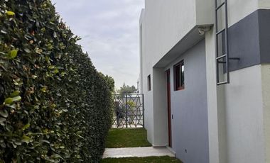 CASA EN RENTA EN DIANA NATURA RESIDENCIAL $46,000 pesos (incluye mantenimiento).