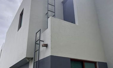 CASA EN RENTA EN DIANA NATURA RESIDENCIAL $46,000 pesos (incluye mantenimiento).