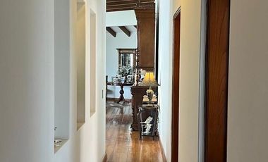 AMPLIO DÙPLEX  TOWNHOUSE CON LINDA VISTA