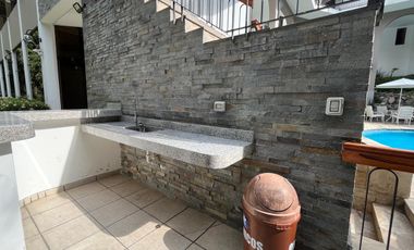 AMPLIO DÙPLEX  TOWNHOUSE CON LINDA VISTA