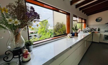 AMPLIO DÙPLEX  TOWNHOUSE CON LINDA VISTA