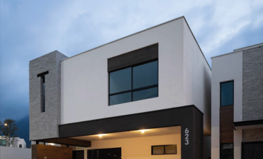 CASA EN VENTA EN CUMBRES, NUEVO LEON