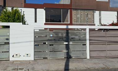 CASA EN VENTA, APLICA CRÉDITO VIP 4.87%, SECTOR HUERTOS FAMILIARES AZAYA, IBARRA
