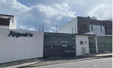 CASA EN VENTA, APLICA CRÉDITO VIP 4.87%, SECTOR HUERTOS FAMILIARES AZAYA, IBARRA