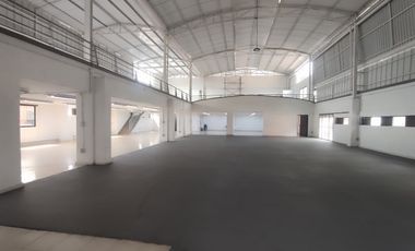 BODEGA EN ARRIENDO UBICADA EN BELLO S