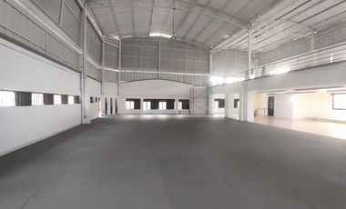 BODEGA EN ARRIENDO UBICADA EN BELLO S