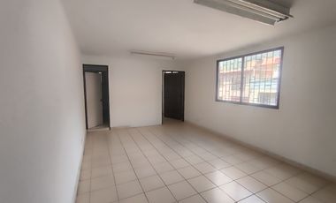 BODEGA EN ARRIENDO UBICADA EN BELLO S