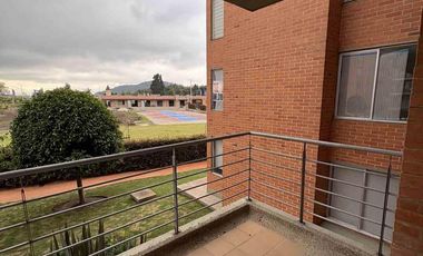 Se vende apartamento en Madrid, Condominio Campestre Alhambra