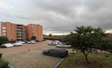 Se vende apartamento en Madrid, Condominio Campestre Alhambra