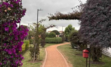 Se vende apartamento en Madrid, Condominio Campestre Alhambra