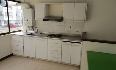 APARTAMENTO EN ARRIENDO EN AVENIDA LINDSAY