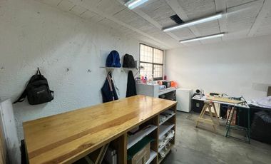 Rento local comercial 100mt con magnifica ubicación muy céntrico