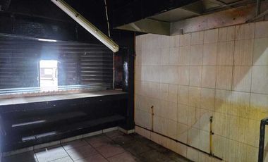 RENTO 3 LOCALES CON USO DE SUELO COMERCIAL FRENTE A PLAZA PORTAL TLALNEPANTLA.