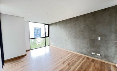 Exclusivo Apartamento en el poblado con acabados de lujo