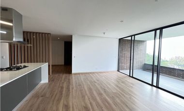Exclusivo Apartamento en el poblado con acabados de lujo