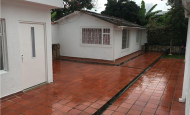 CASA VACACIONAL EN CHINAUTA