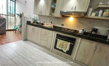 VENDO HERMOSA CASA EN VILLA DEL BOSQUE